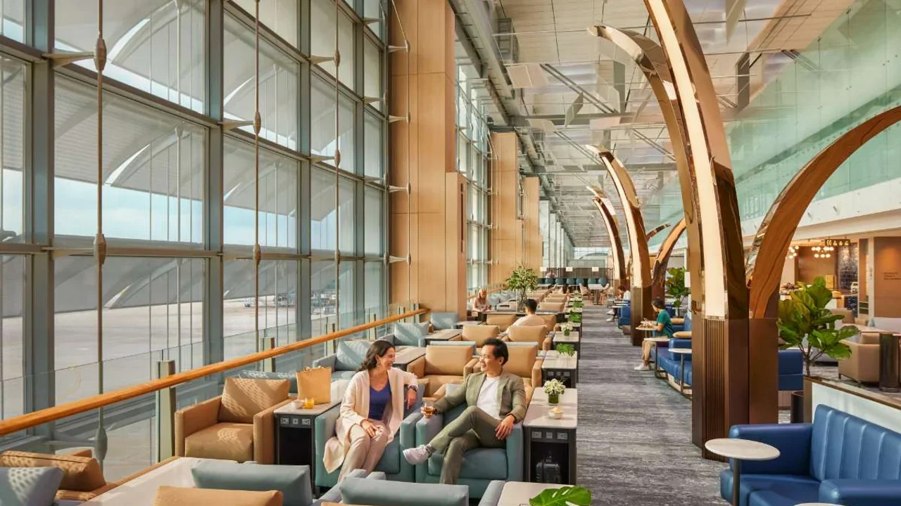 Singapore Airlines SilverKris Lounge