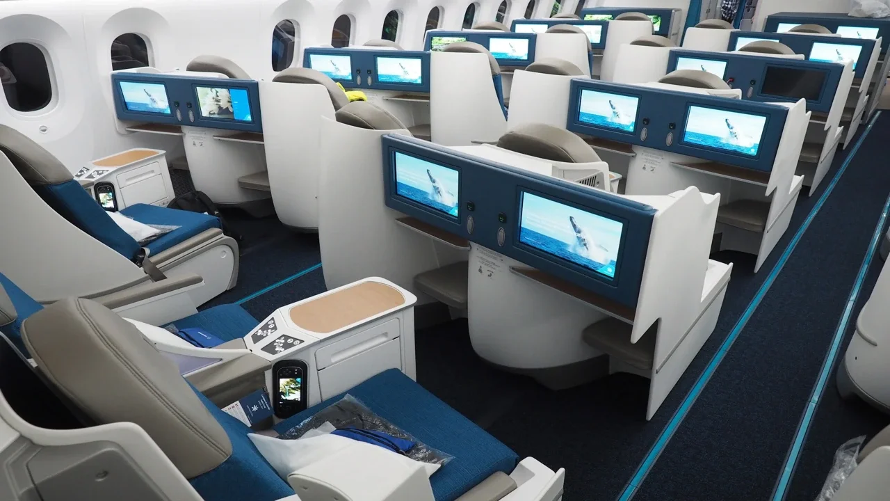 Air Tahiti Nui Business Class Seat