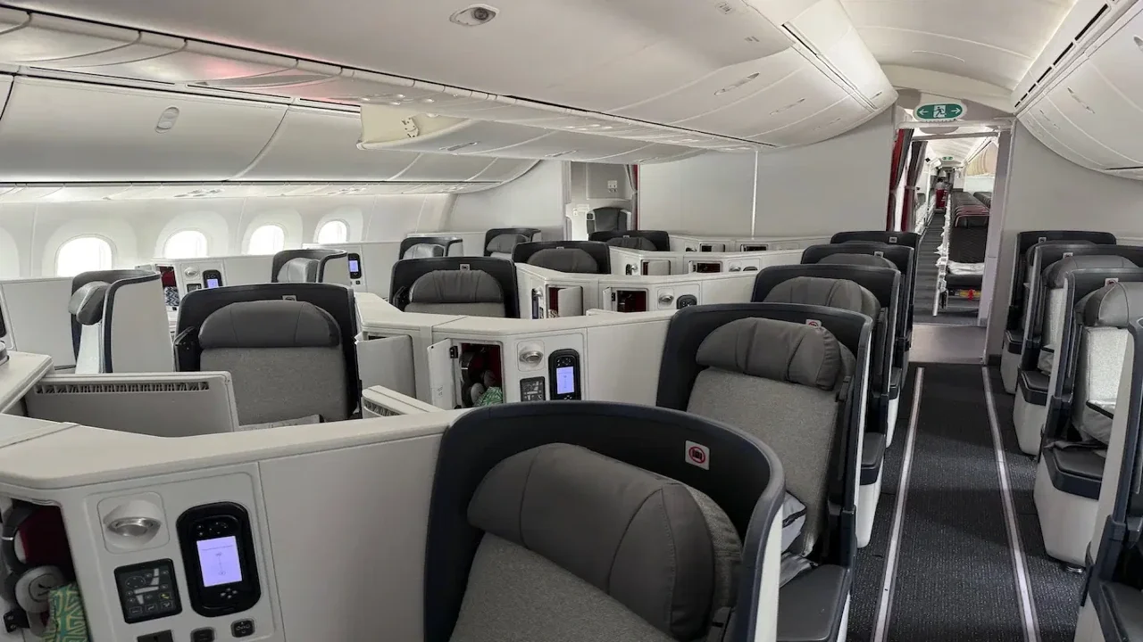 Avianca Cabin Interior