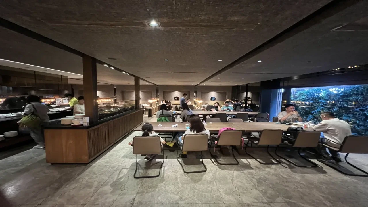 China Airlines Airport Lounge