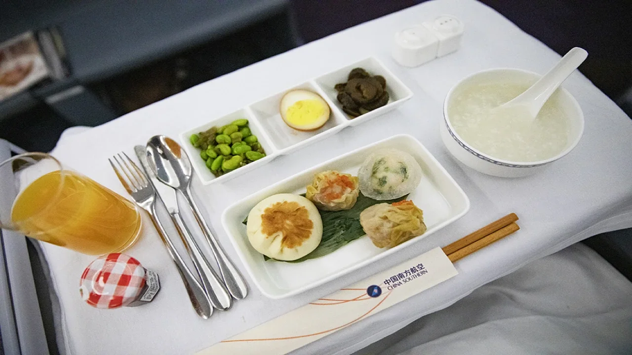 China Southern Airlines Dining Experience
