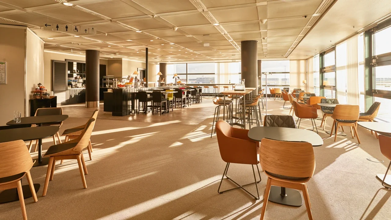 Condor Airport Lounge
