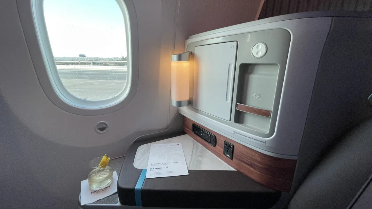 Hawaiian Airlines Cabin Interior