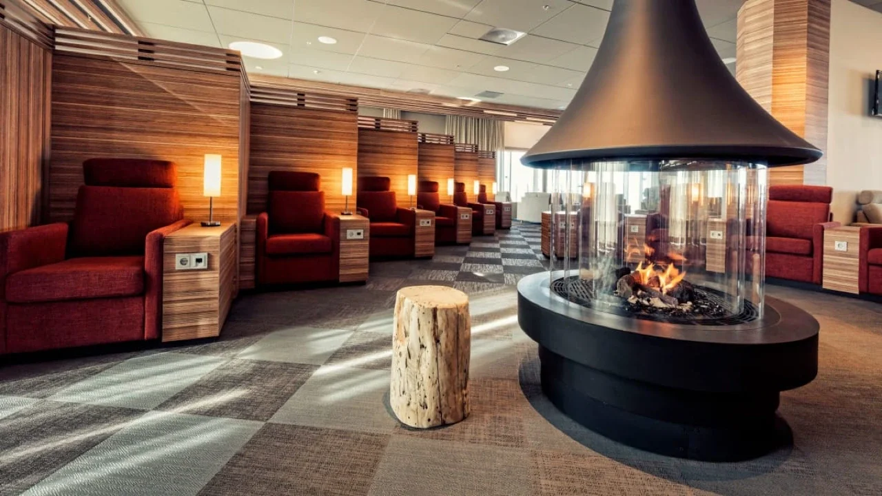 Icelandair Airport Lounge