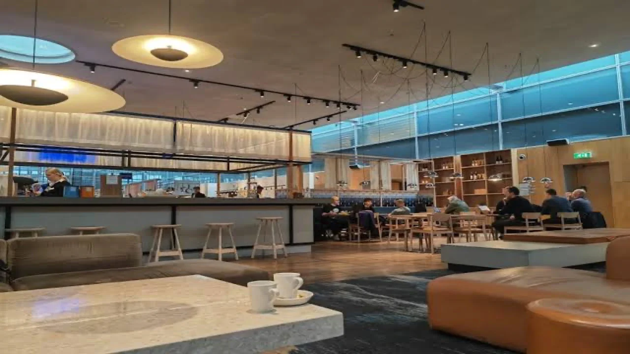 SAS Scandinavian Airlines Airport Lounge